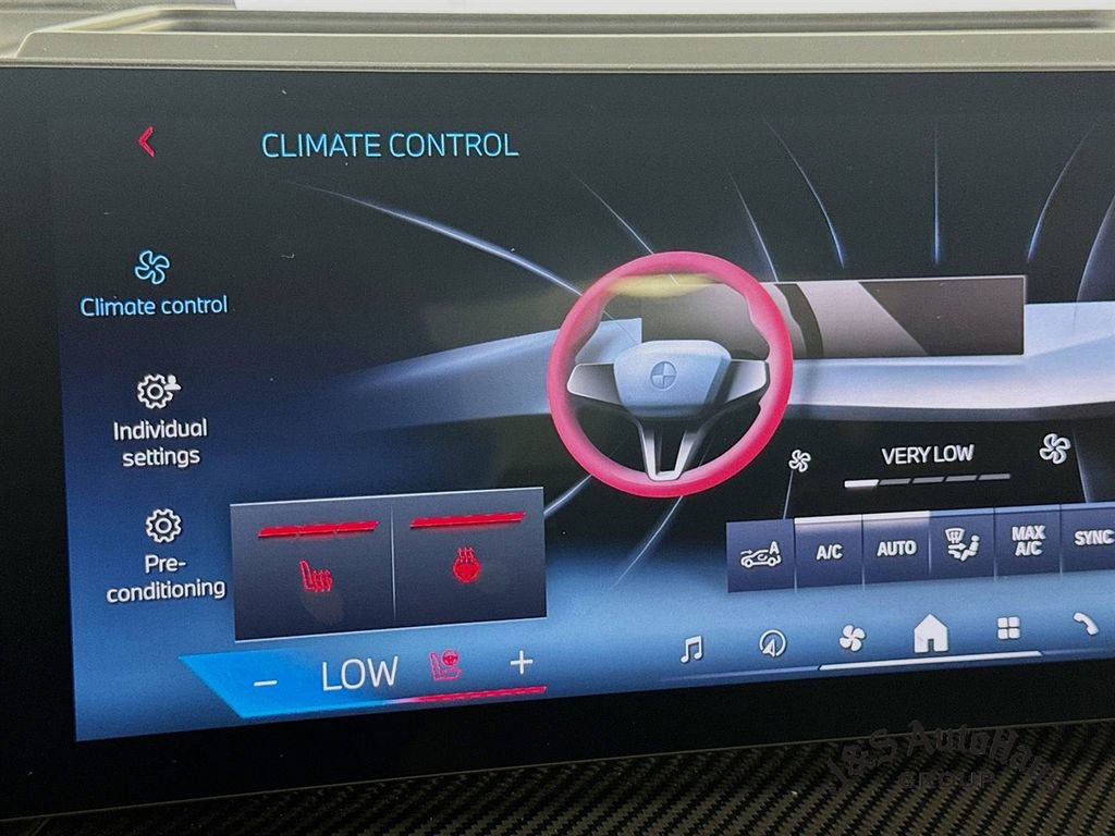 Used 2025 BMW M340i xDrive w/ Premium Package image 26