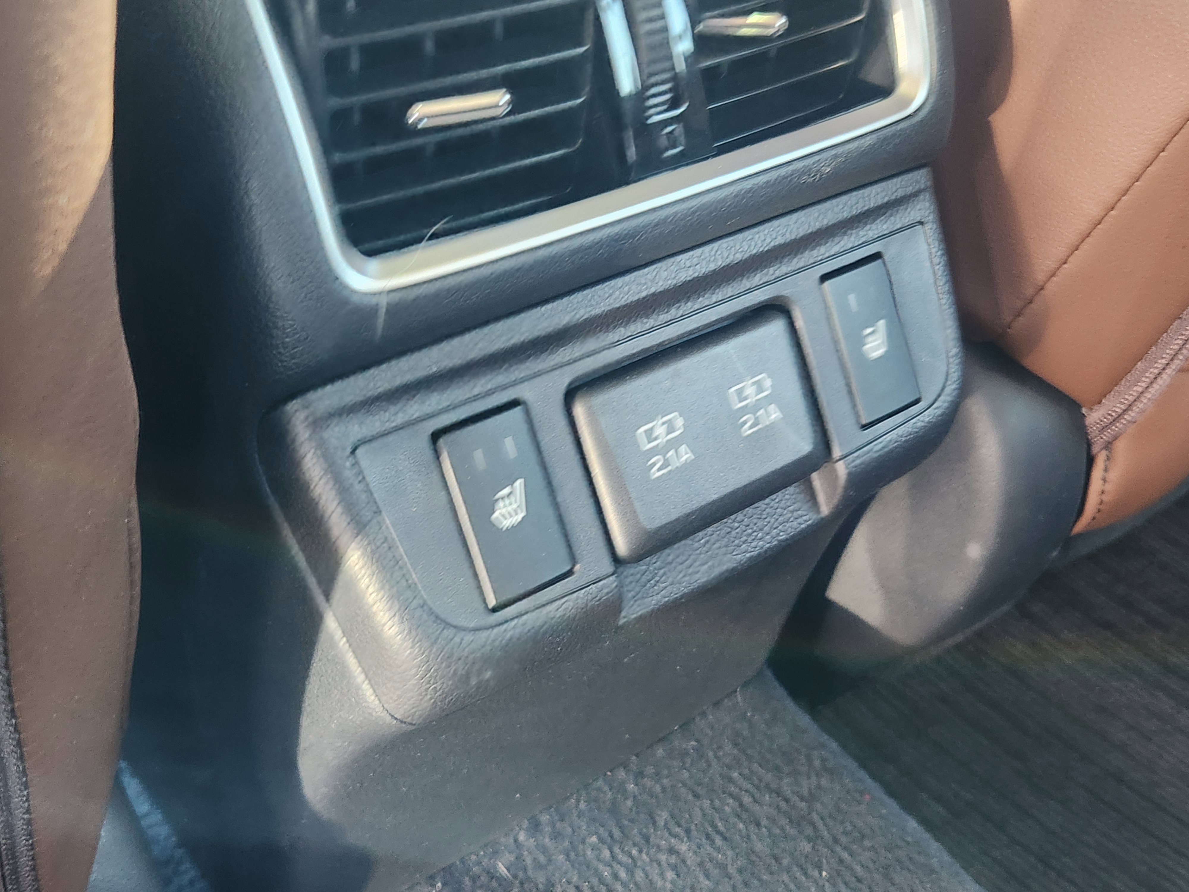 Used 2019 Subaru Outback 3.6R Touring image 17