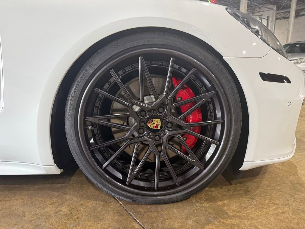 Used 2019 Porsche Panamera GTS AWD/4WD image 31