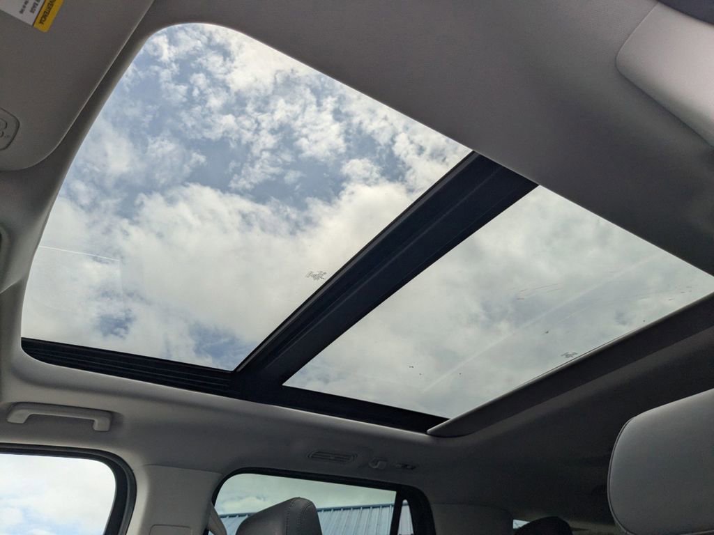 New 2025 Ford Expedition Max Active image 18