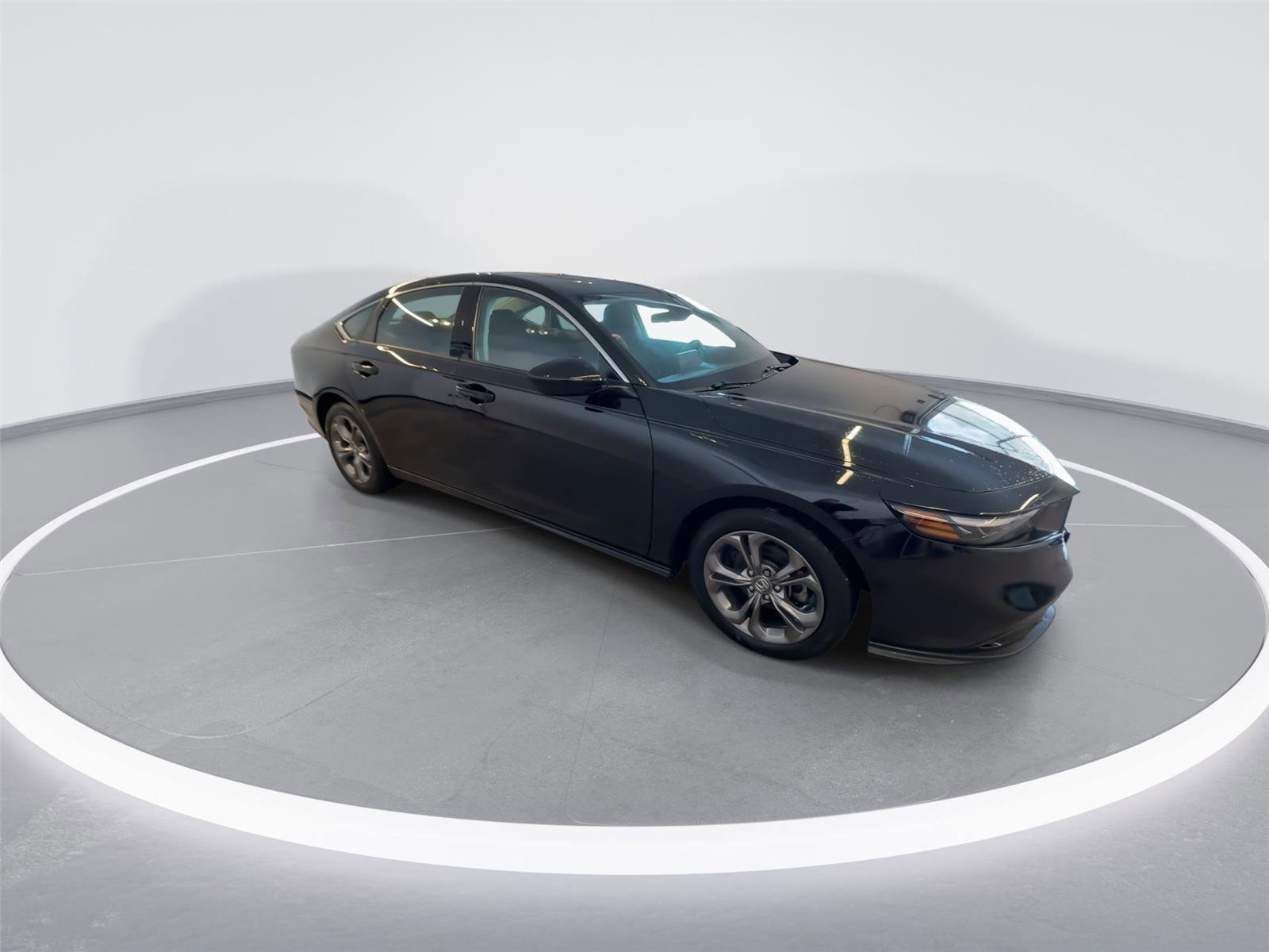 Used 2024 Honda Accord EX image 1