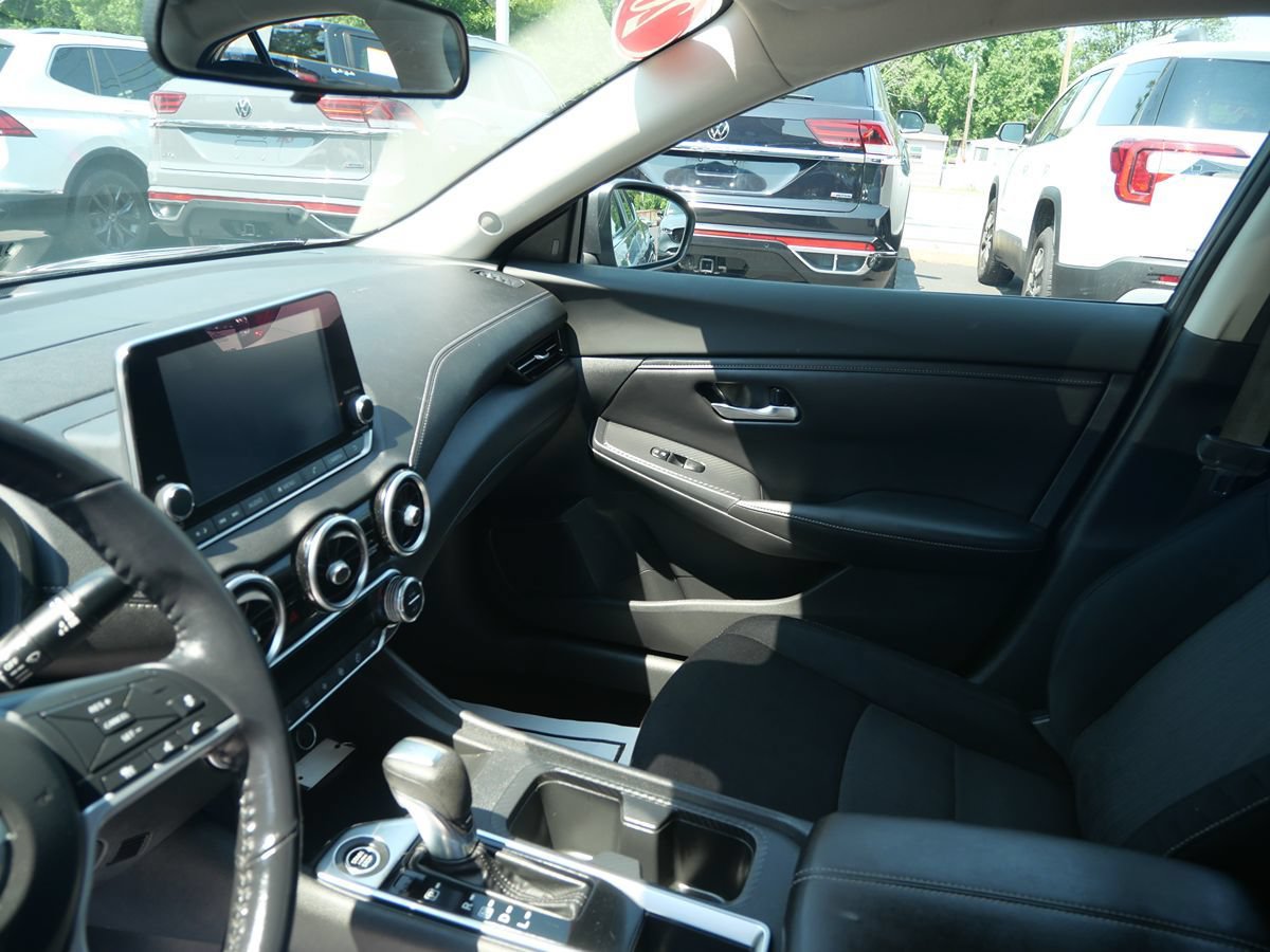Used 2020 Nissan Sentra SV FWD image 13