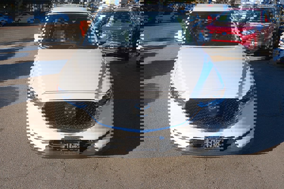 Used 2020 MAZDA CX-5 Touring image 2