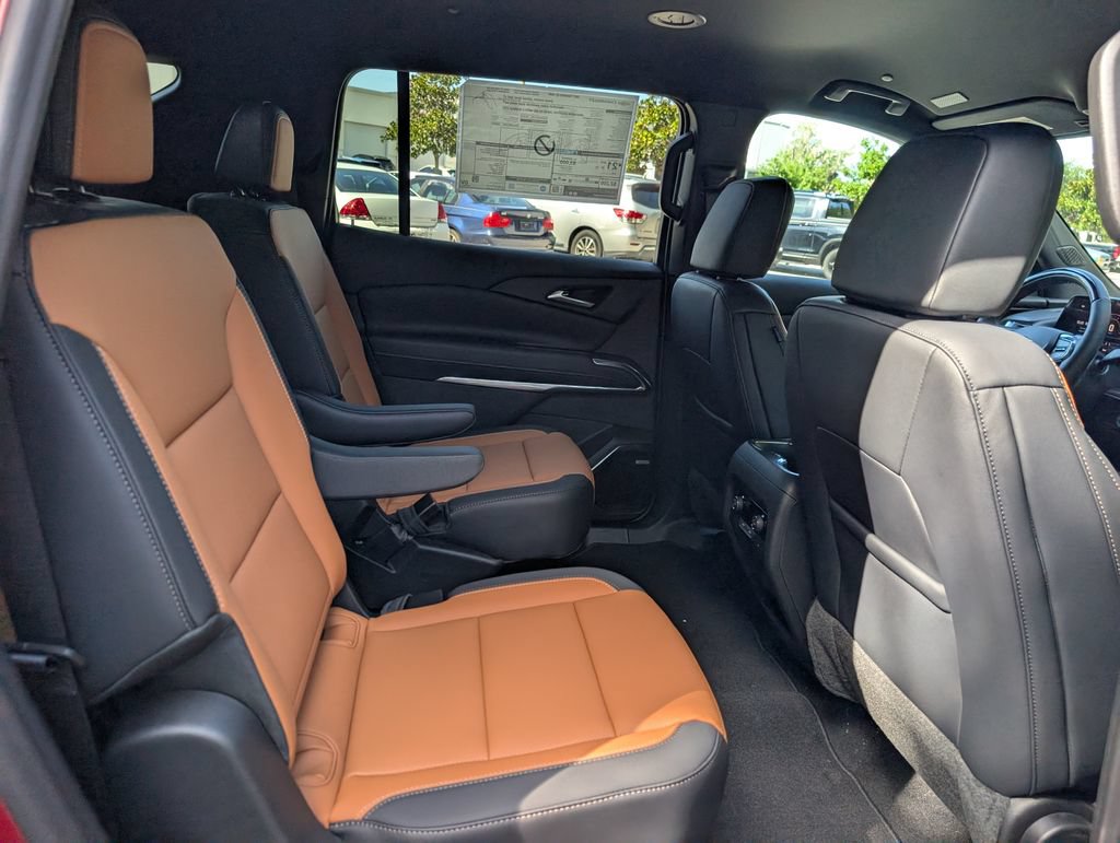 New 2027 Chevrolet Traverse Z71 w/ Enhanced Driving Package AWD/4WD image 18