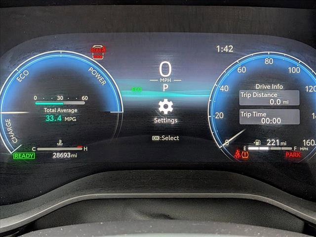 Used 2025 Toyota Sienna XLE Woodland Edition image 11