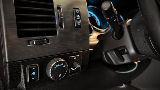 Used 2008 HUMMER H2 image 12