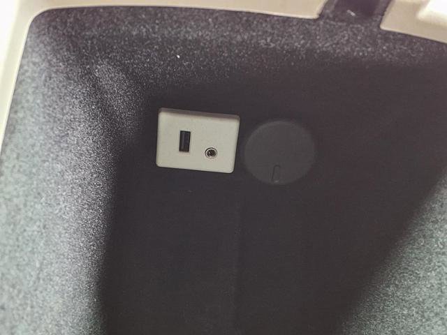 Used 2015 Cadillac SRX Premium AWD/4WD image 9