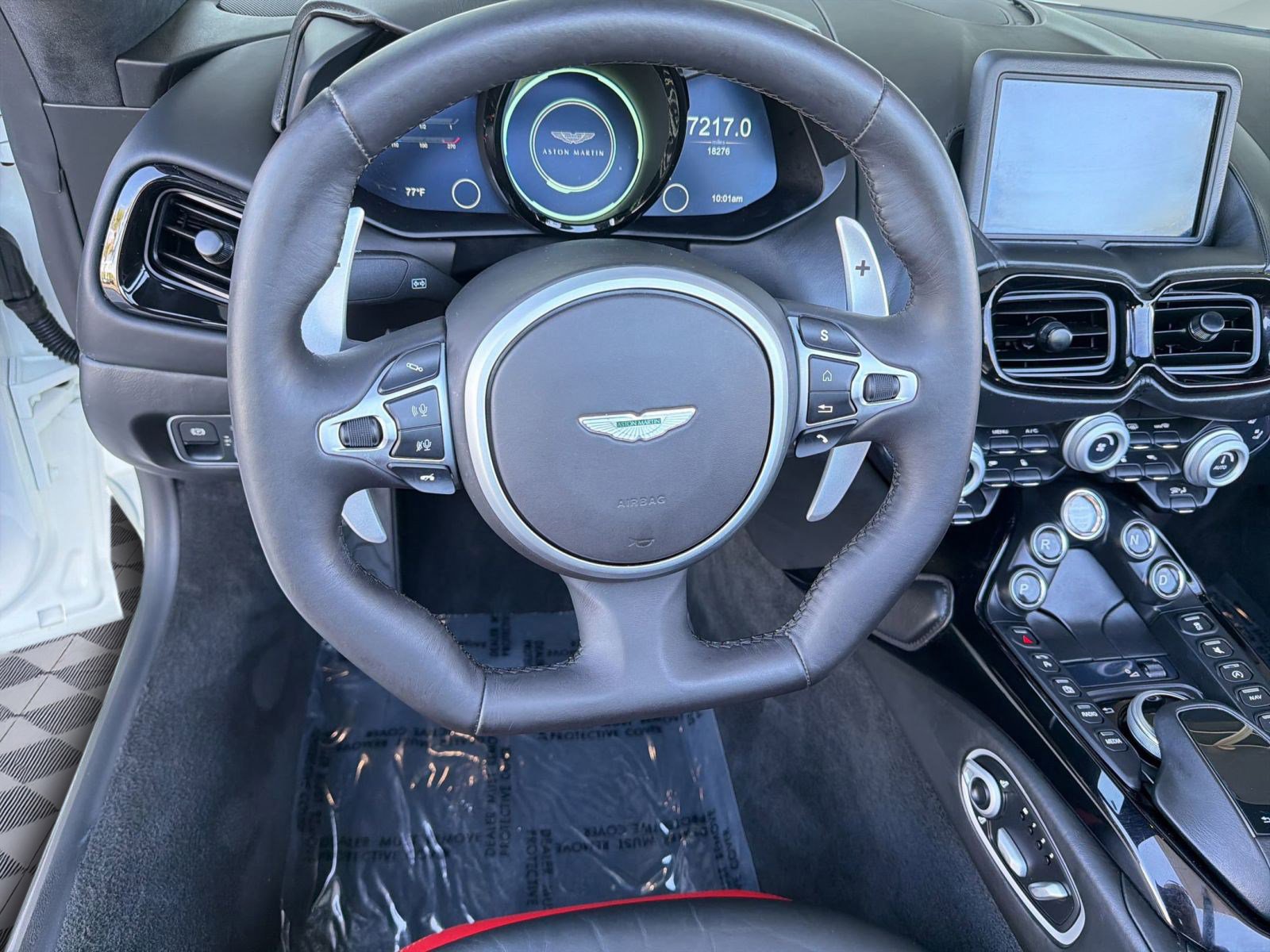 Used 2021 Aston Martin V8 Vantage Roadster RWD image 21