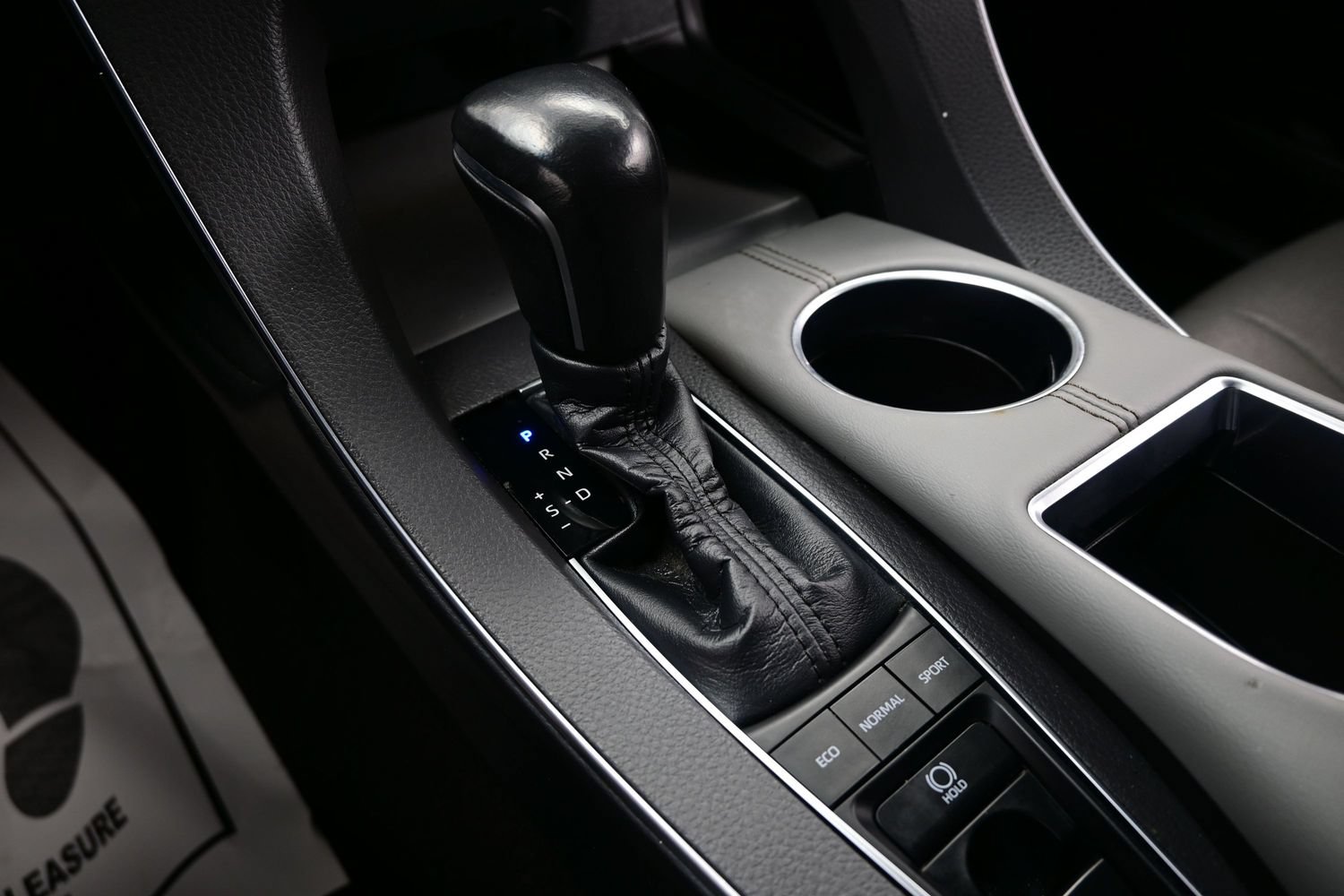 Used 2020 Toyota Avalon Limited w/ Advanced Safety Package FWD image 22