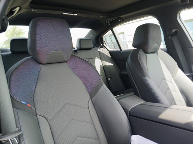 New 2027 BMW 530i xDrive w/ Executive Package AWD/4WD image 18