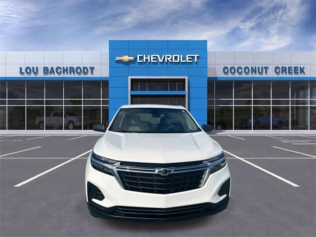 Used 2023 Chevrolet Equinox LS w/ LS Convenience Package image 3