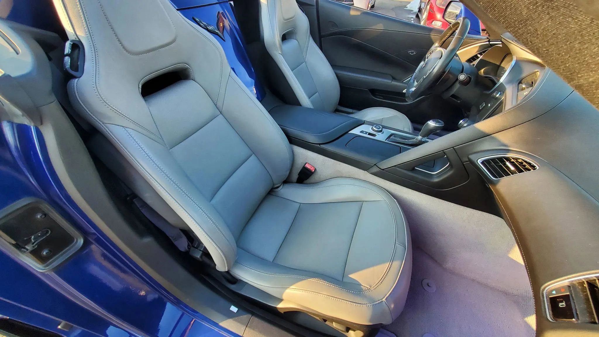 Used 2017 Chevrolet Corvette Grand Sport w/ Grand Sport Heritage Package image 9