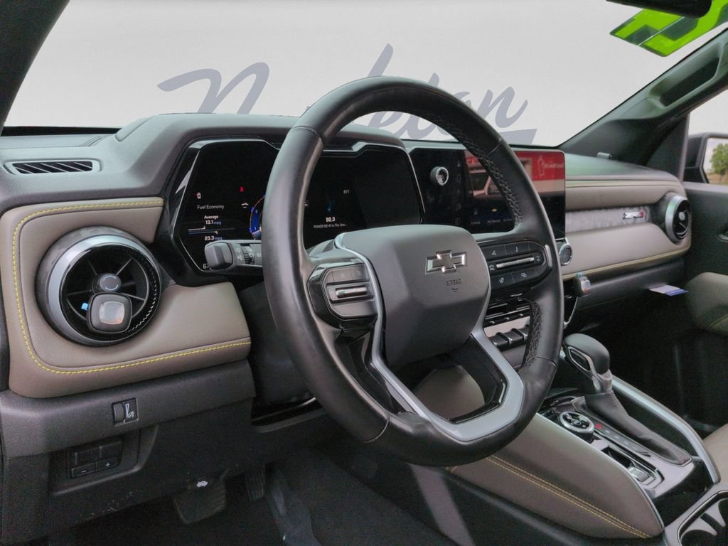Used 2024 Chevrolet Colorado ZR2 w/ ZR2 Convenience Package III AWD/4WD image 21