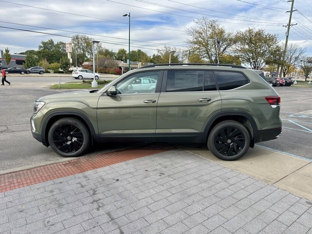 New 2026 Volkswagen Atlas SE image 4