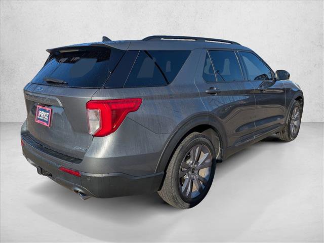 Used 2023 Ford Explorer XLT w/ Equipment Group 202A AWD/4WD image 5