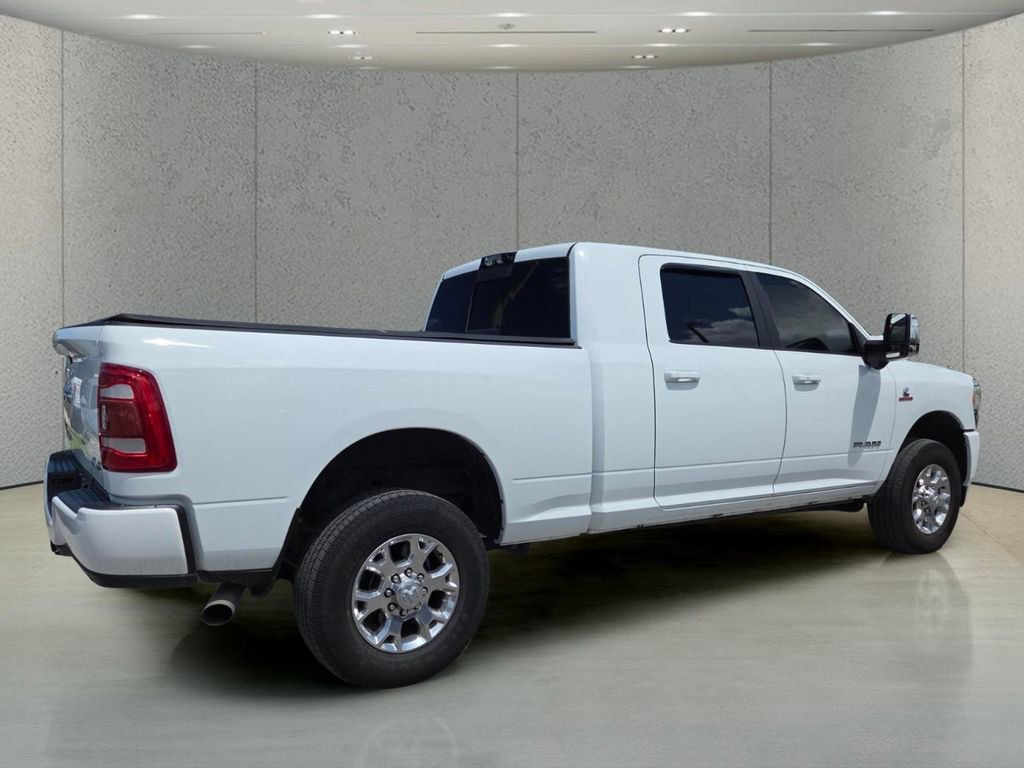 Used 2023 RAM 2500 Laramie AWD/4WD image 3