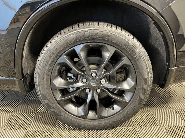 Used 2023 Dodge Durango GT image 11