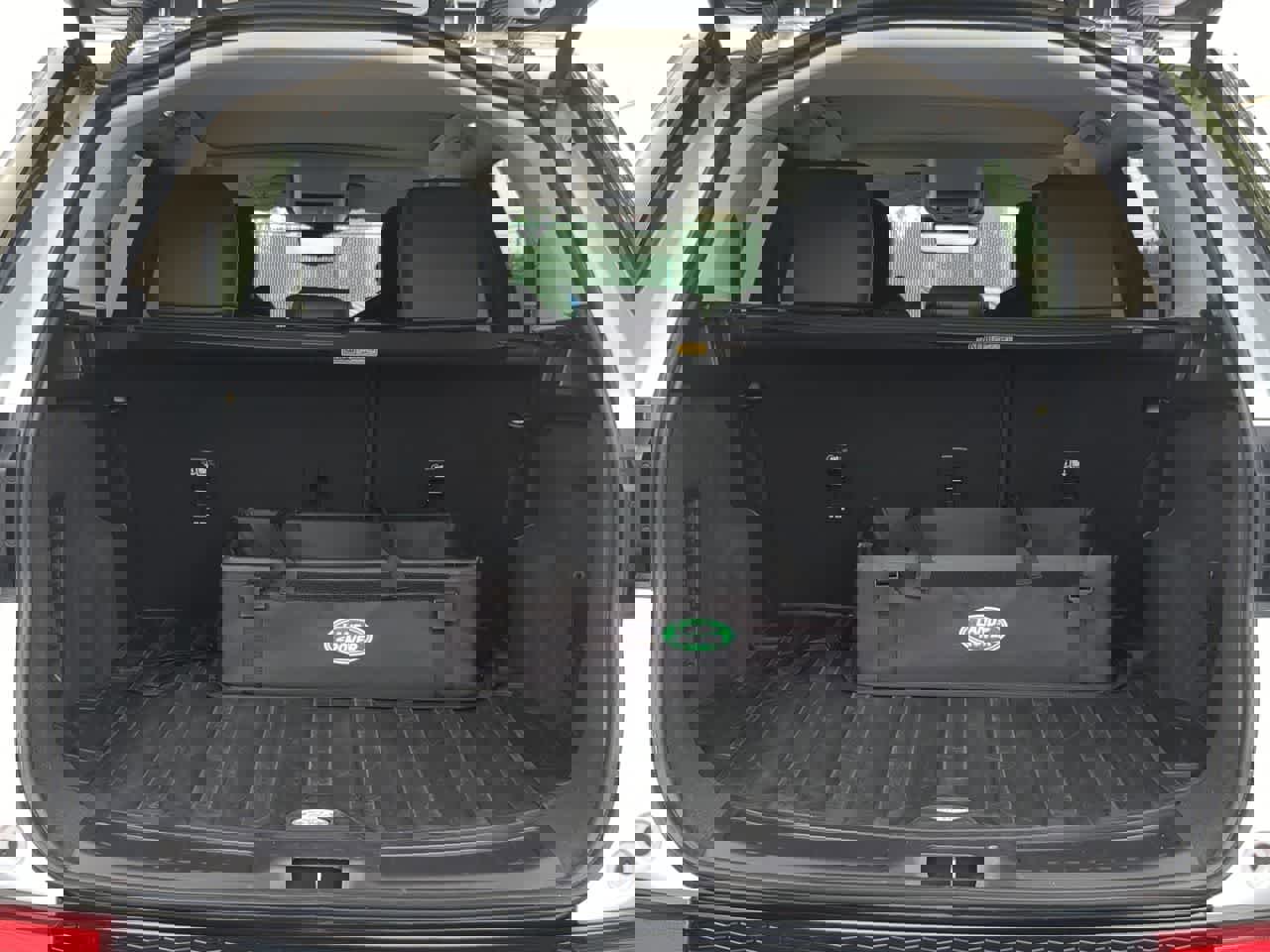 Used 2025 Land Rover Discovery Sport S AWD/4WD image 37