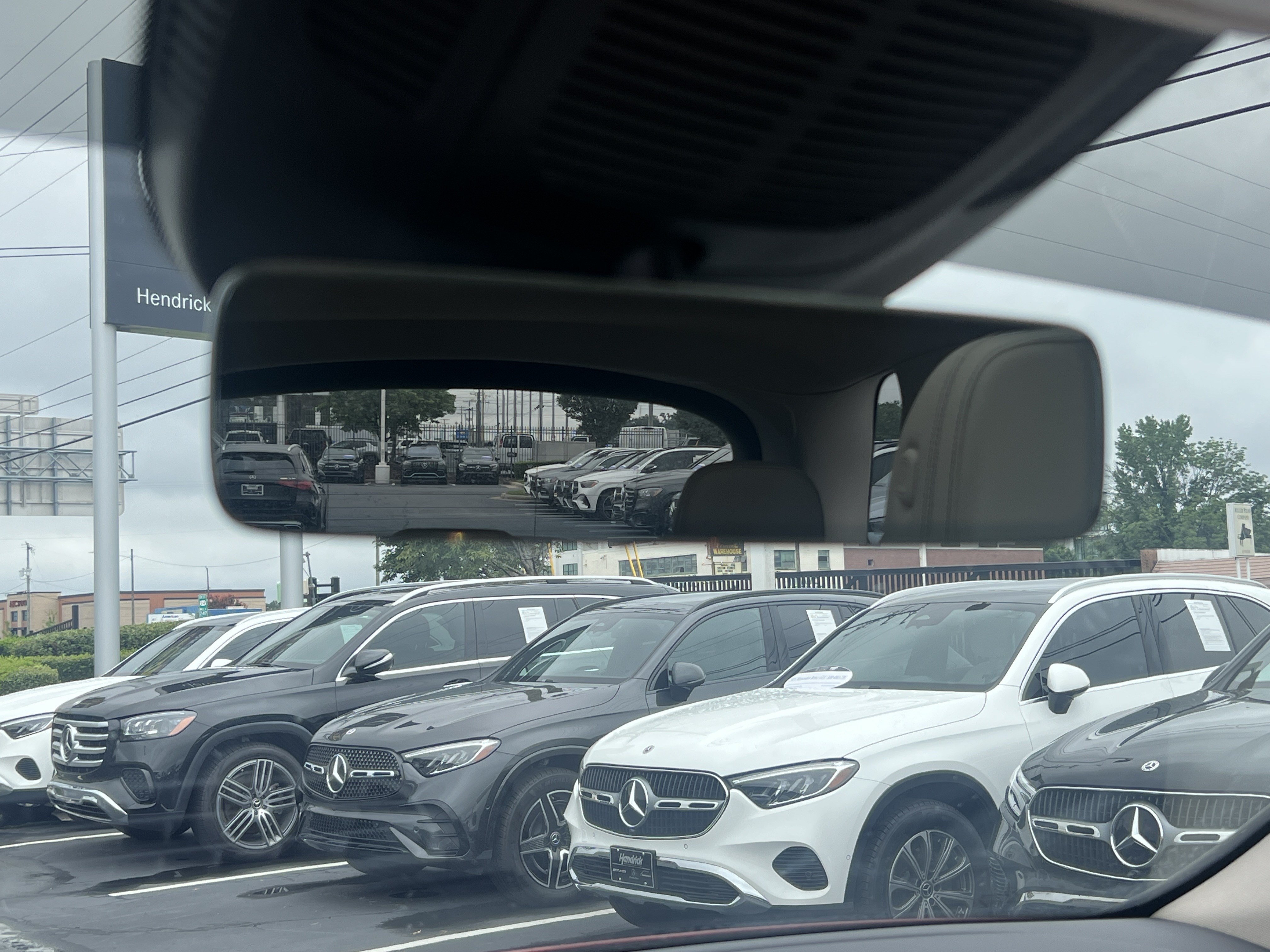 Certified 2025 Mercedes-Benz GLE 350 4MATIC w/ AMG Line Exterior image 27