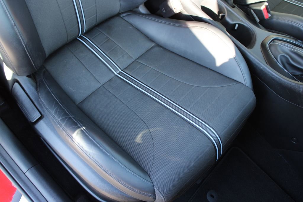 Used 2022 Hyundai Veloster N image 12