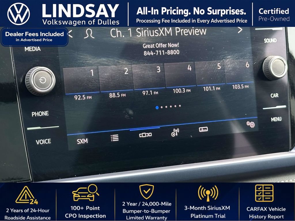 Used 2024 Volkswagen Taos SE w/ Panoramic Sunroof Package AWD/4WD image 17
