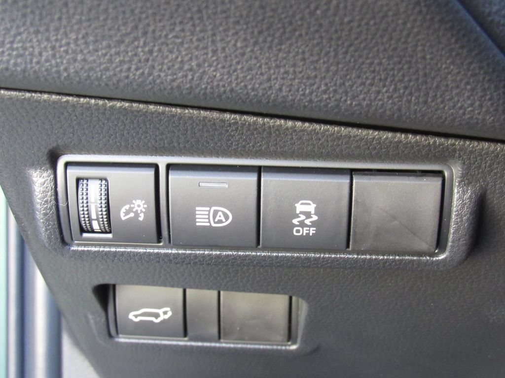 New 2026 Toyota Corolla Cross XLE w/ Convenience Package AWD/4WD image 32