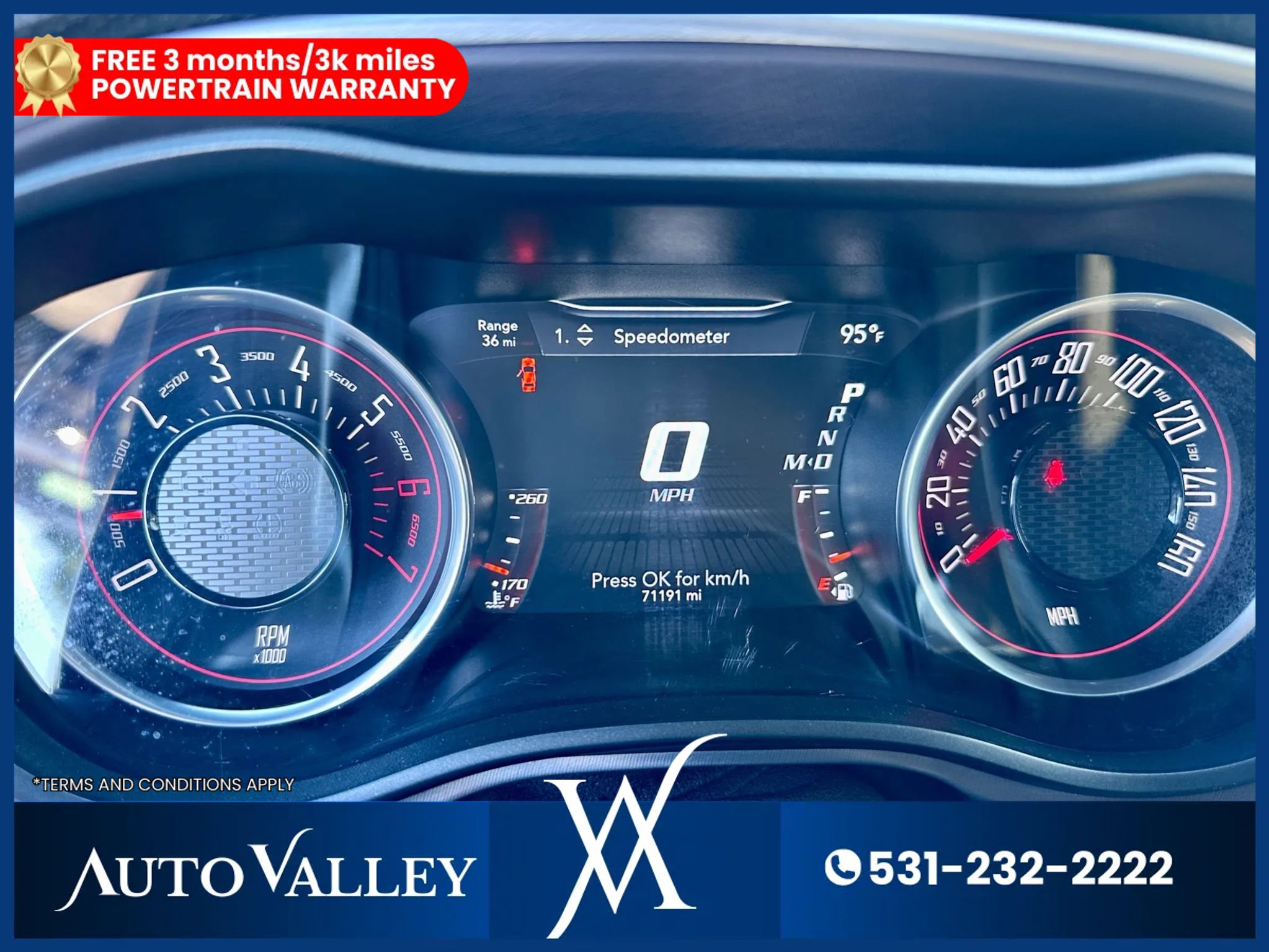 Used 2017 Dodge Challenger R/T image 22