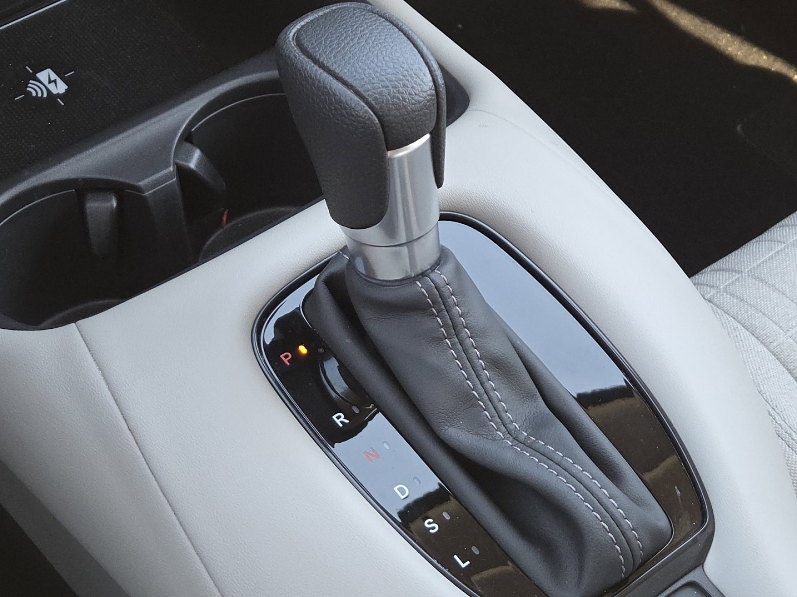 Used 2026 Honda HR-V LX image 32