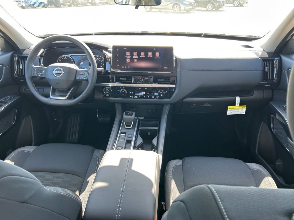 New 2026 Nissan Pathfinder SV image 11