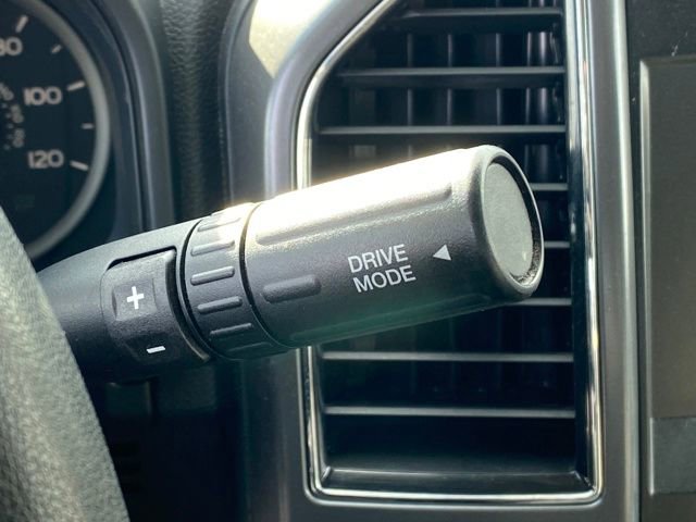 Used 2020 Ford F150 XLT image 11