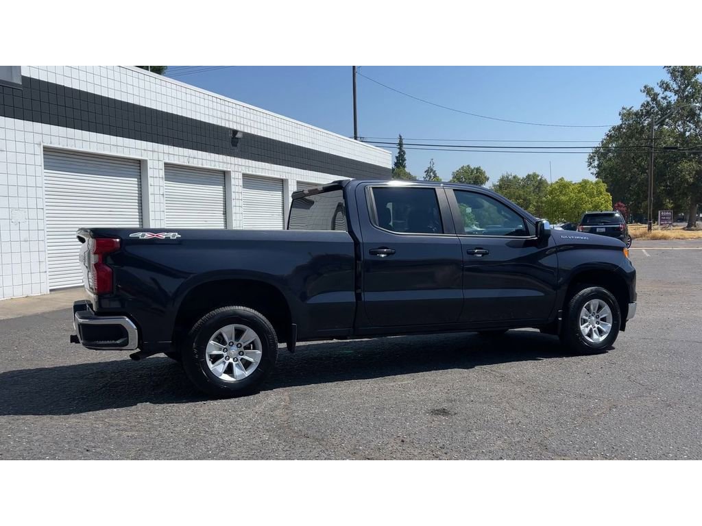 Used 2023 Chevrolet Silverado 1500 LT w/ Protection Package image 3