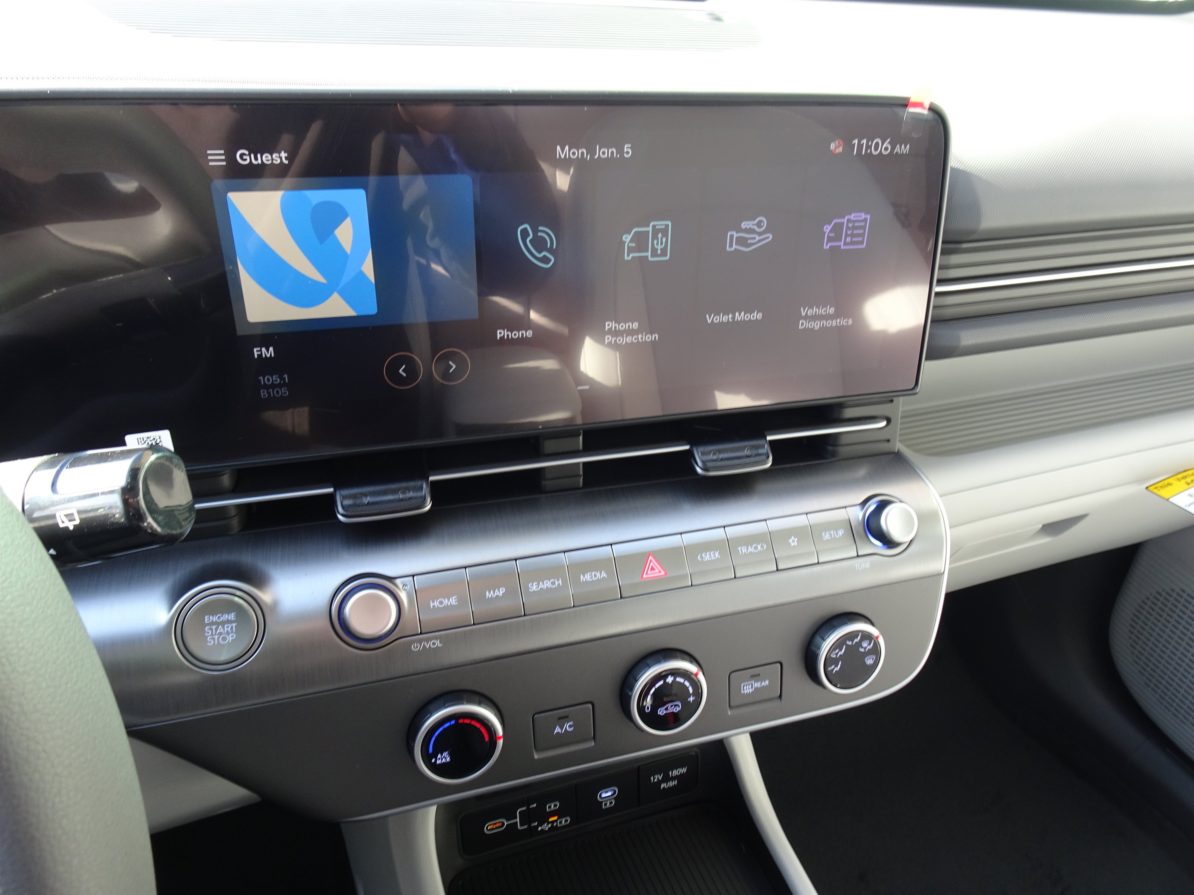 New 2026 Hyundai Kona SE AWD/4WD image 17