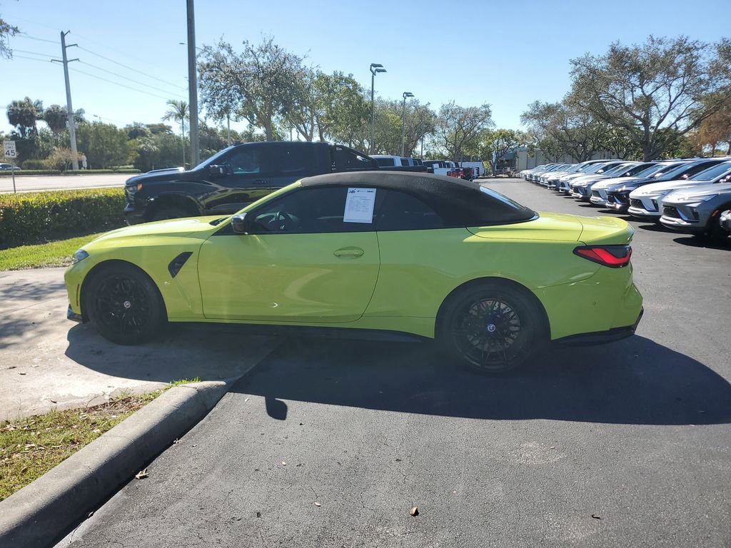 Used 2023 BMW M4 xDrive Competition w/ M Carbon Exterior Package image 2