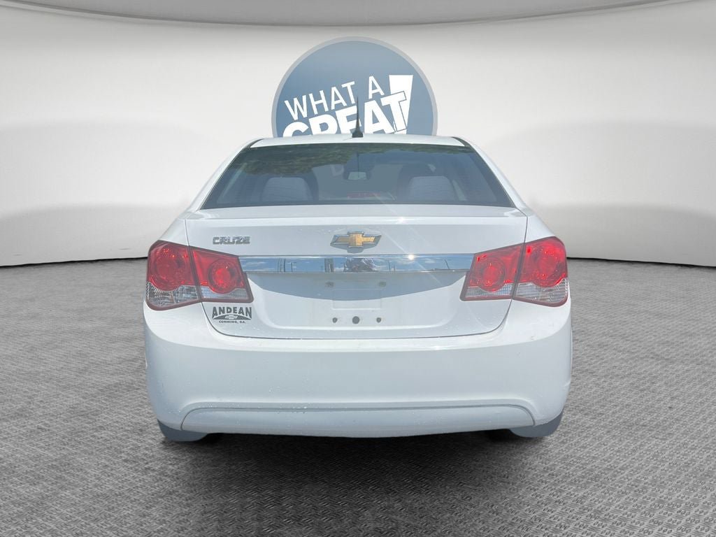 Used 2013 Chevrolet Cruze LS FWD image 5