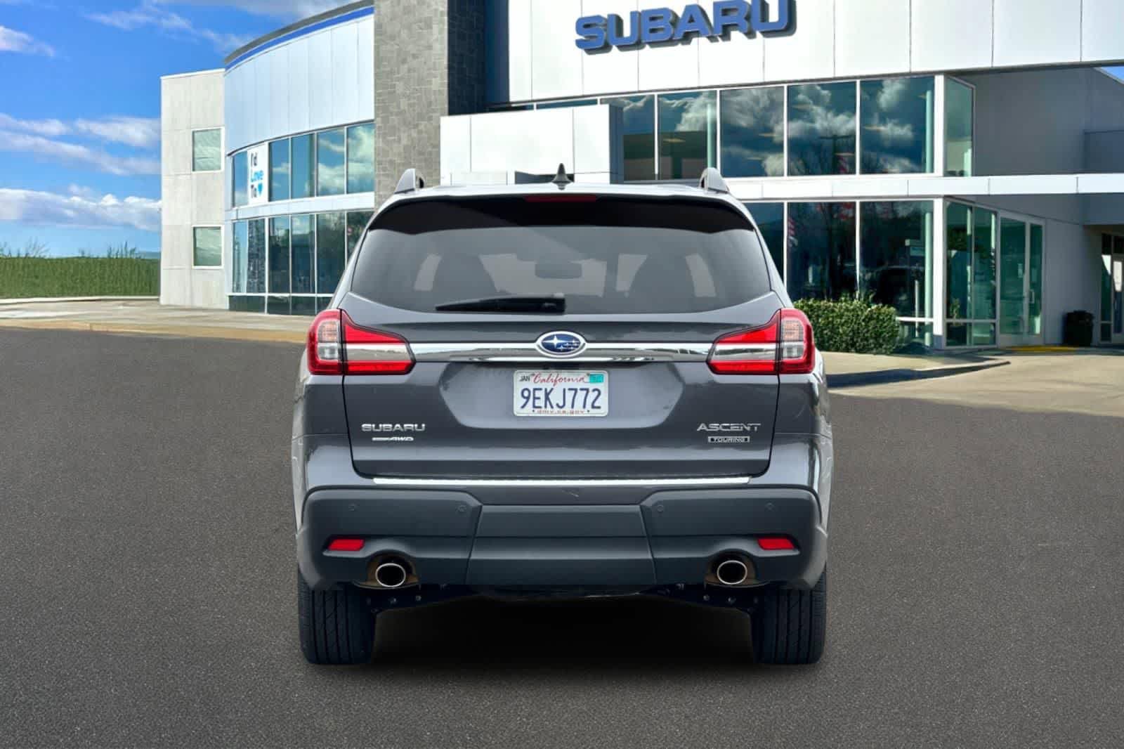 Certified 2022 Subaru Ascent Touring AWD/4WD image 7