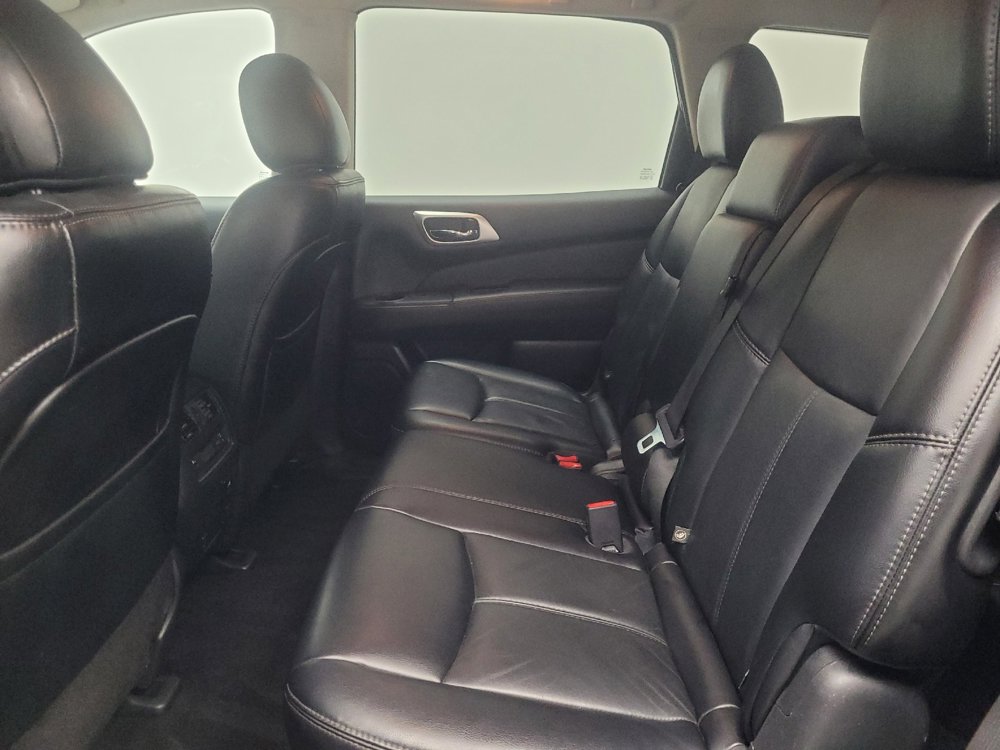 Used 2015 Nissan Pathfinder SL w/ SL Tech Package AWD/4WD image 18