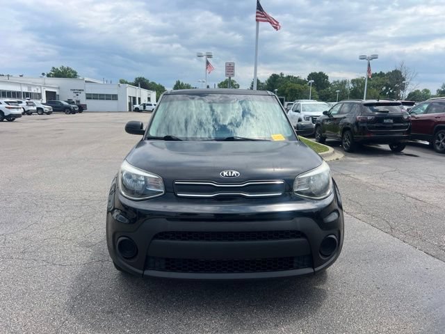 Used 2019 Kia Soul w/ Convenience Package FWD image 2