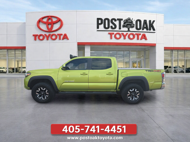 Used 2023 Toyota Tacoma TRD Off-Road AWD/4WD image 3
