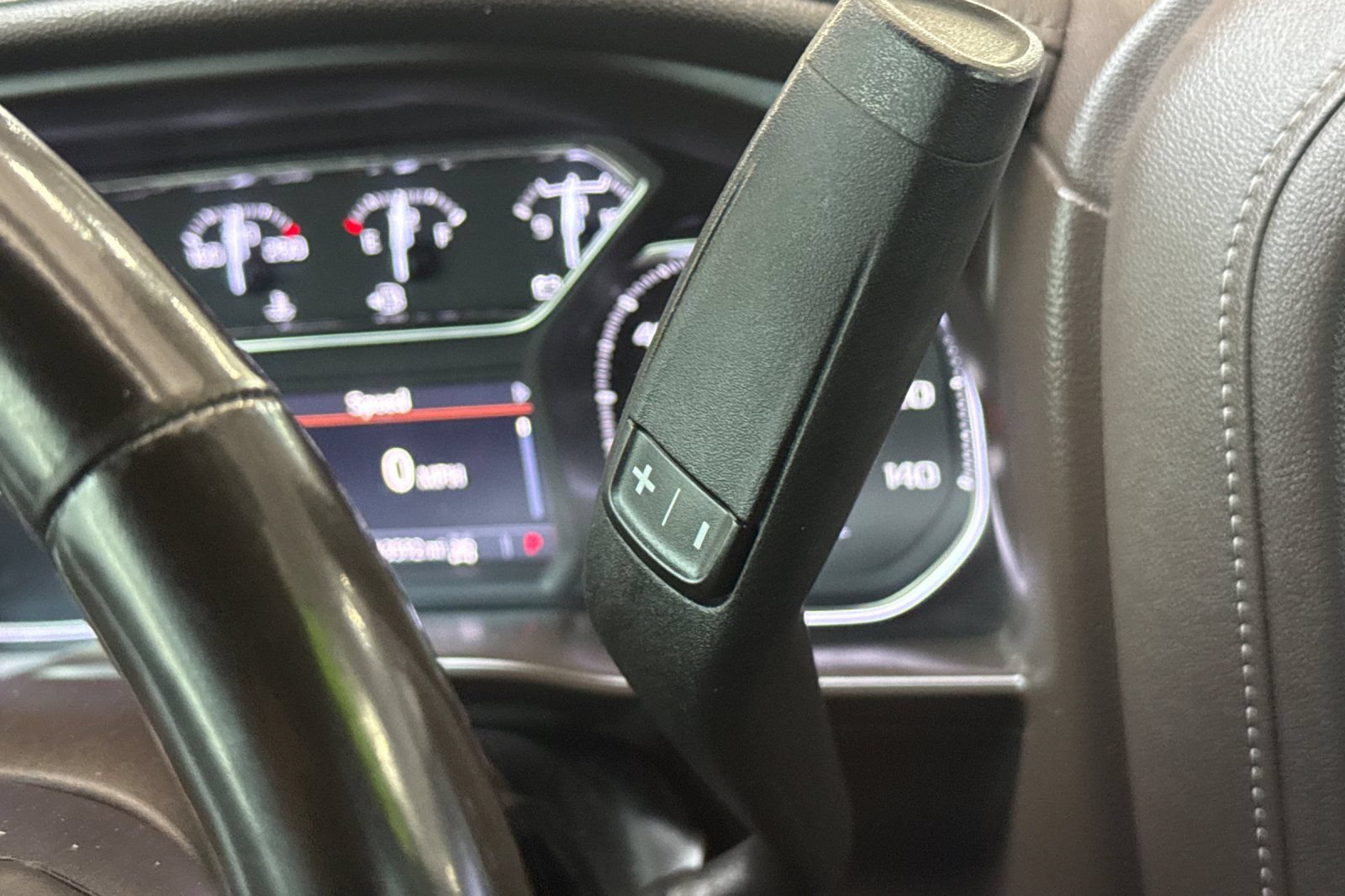 Used 2020 GMC Sierra 1500 SLE w/ SLE Value Package AWD/4WD image 31