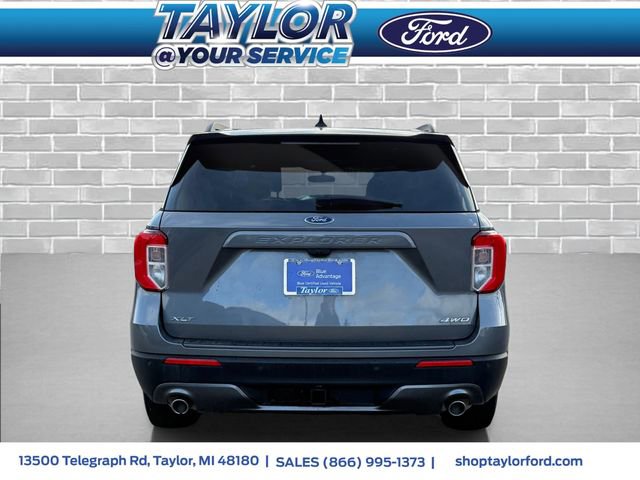 Certified 2023 Ford Explorer XLT w/ Equipment Group 202A image 4