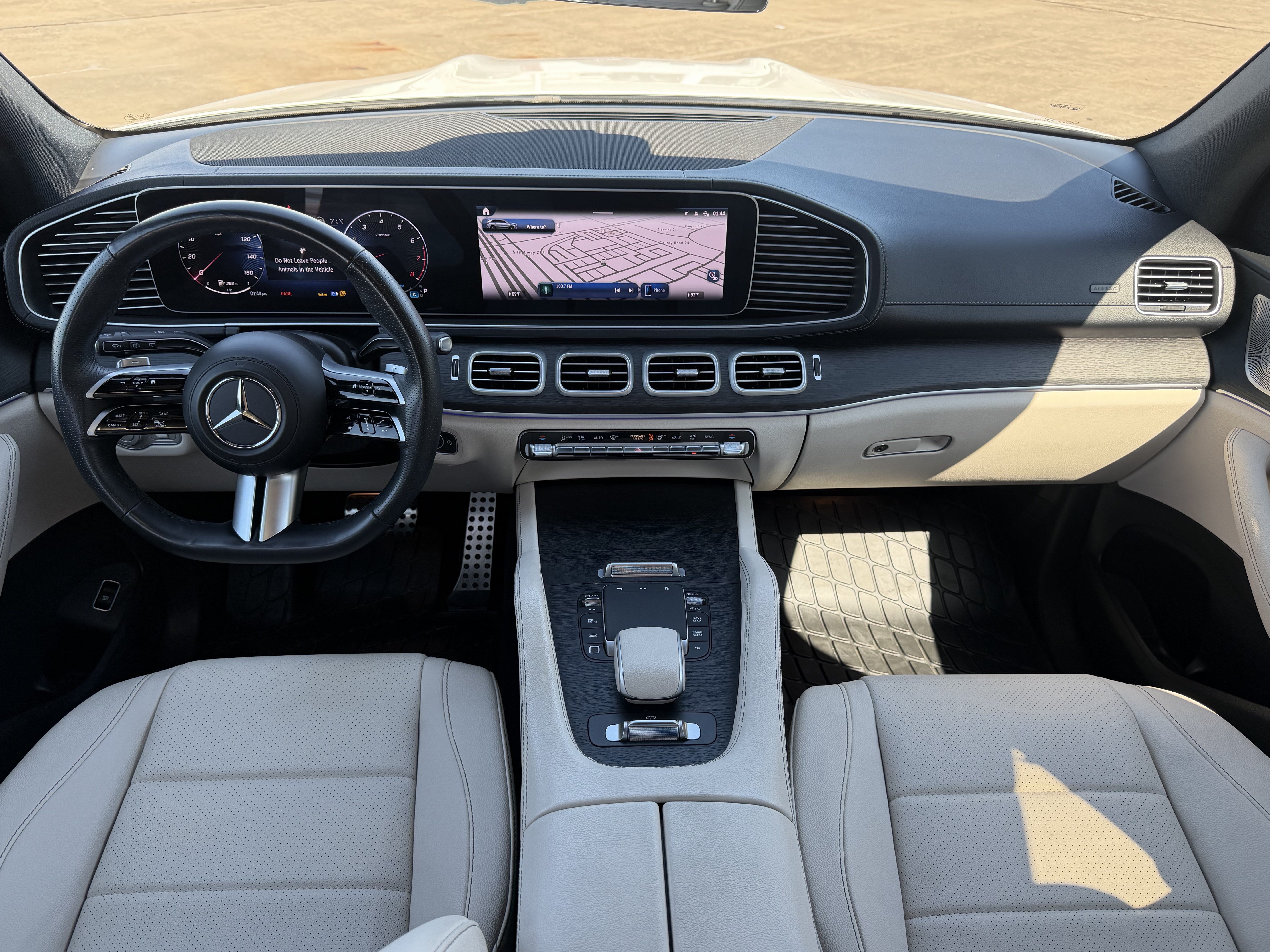 Used 2025 Mercedes-Benz GLS 450 4MATIC image 20