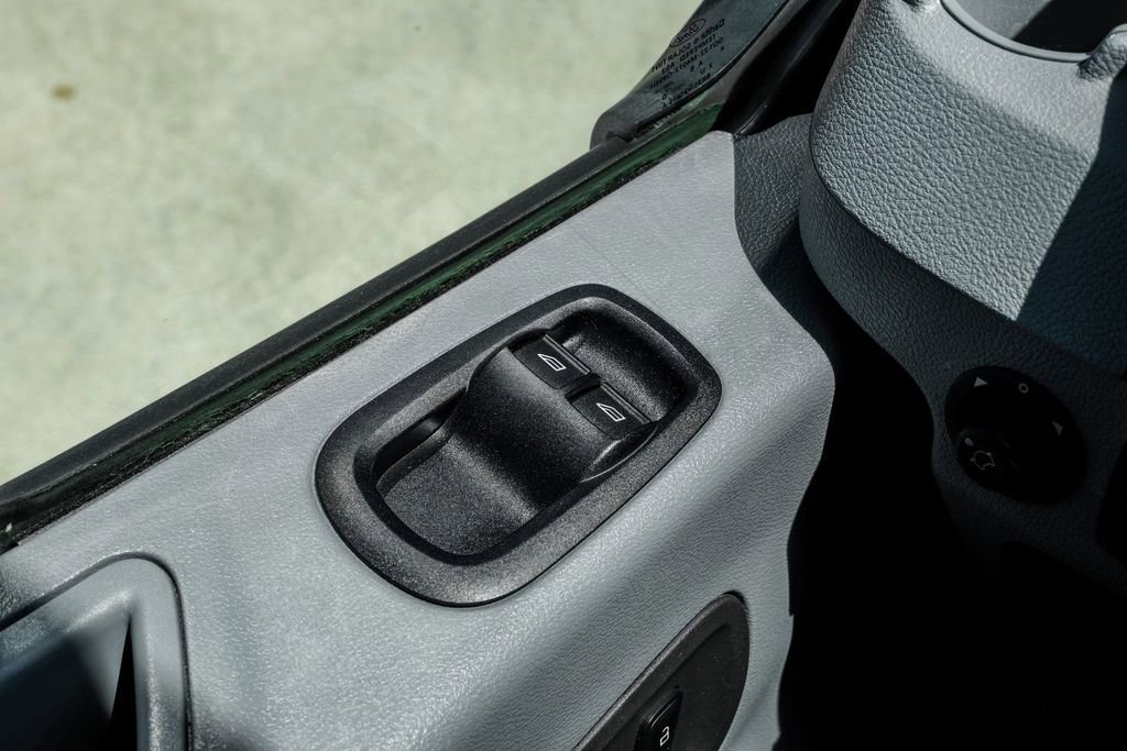 Used 2015 Ford Transit 150 XLT image 42