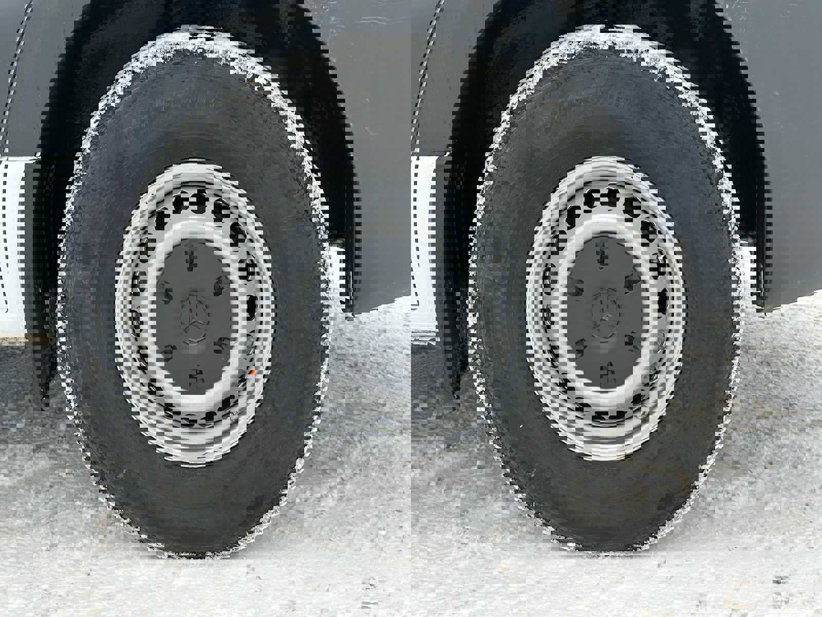 Used 2023 Mercedes-Benz Sprinter 2500 image 9