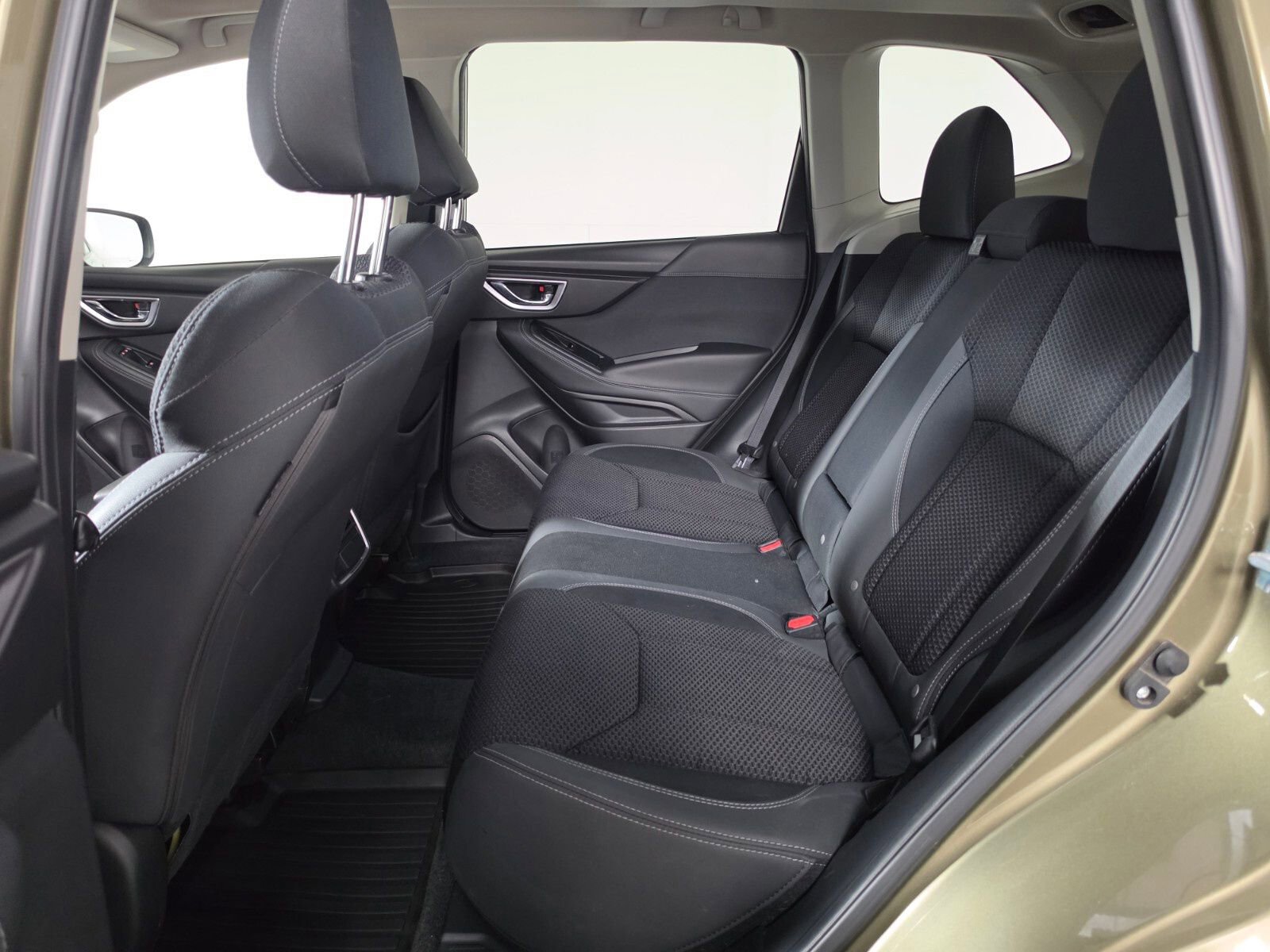 Certified 2024 Subaru Forester Premium AWD/4WD image 15