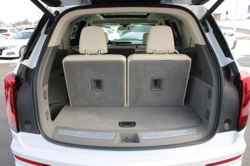 Used 2024 Cadillac XT6 Premium Luxury image 12