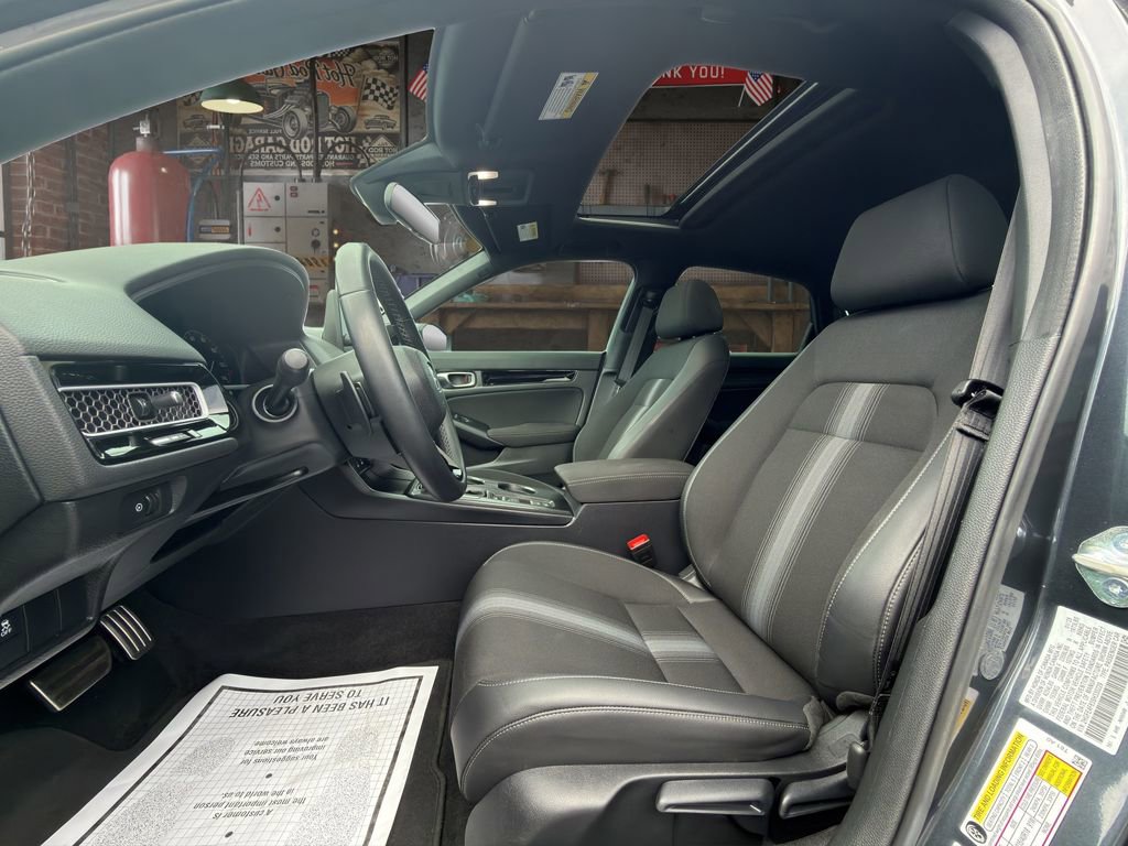 Used 2025 Honda Civic Sport image 13
