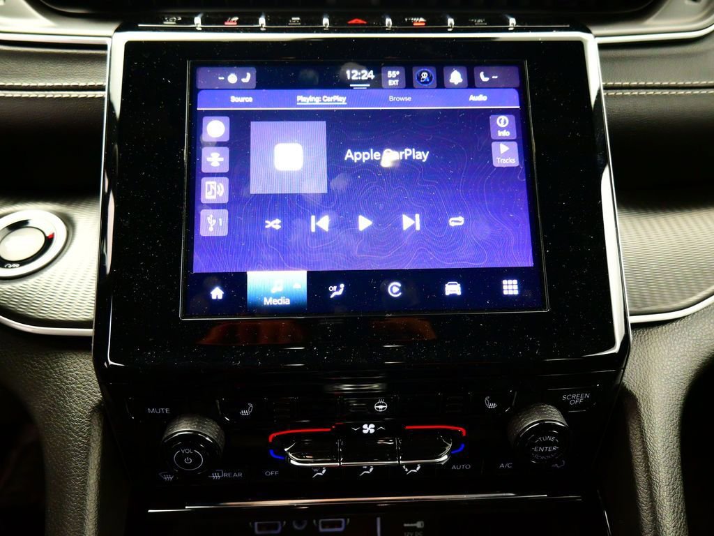 New 2023 Jeep Grand Cherokee L Laredo image 25