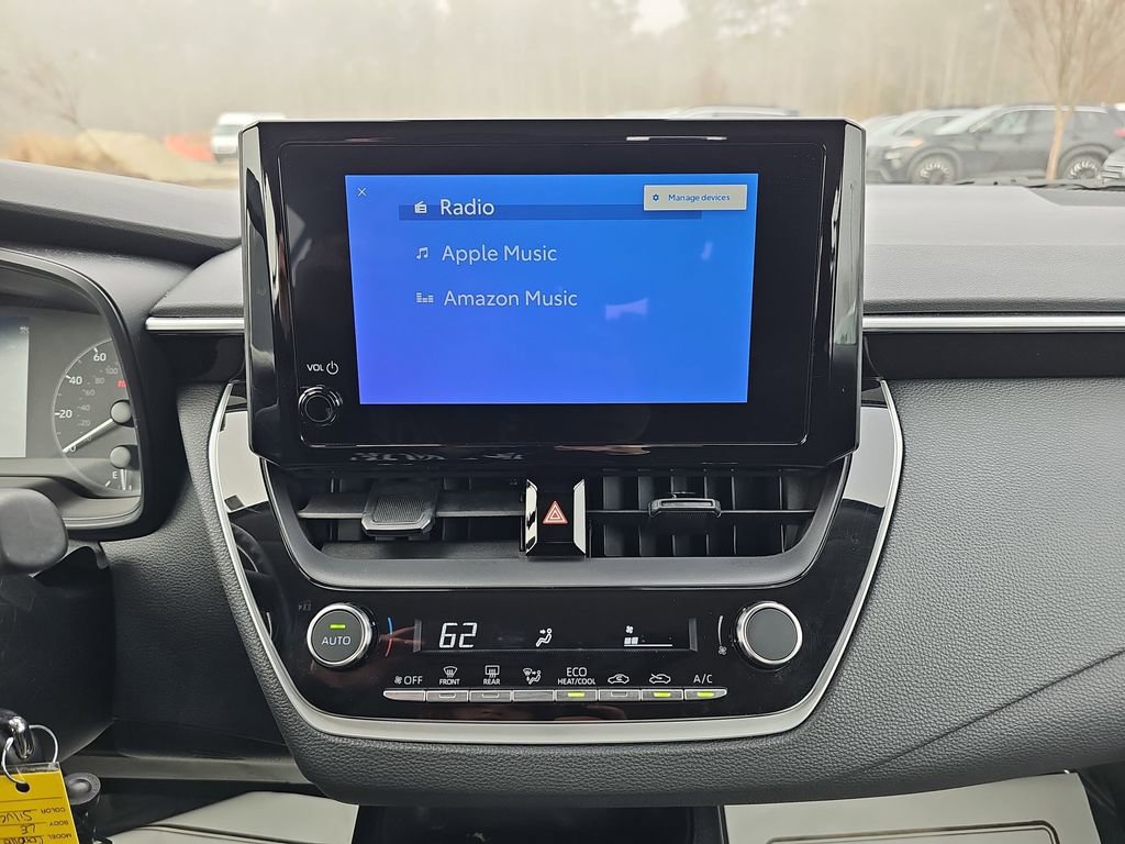 Used 2024 Toyota Corolla LE image 25