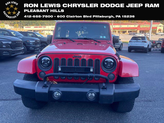 Used 2015 Jeep Wrangler Unlimited Sahara w/ Dual Top Group AWD/4WD image 1