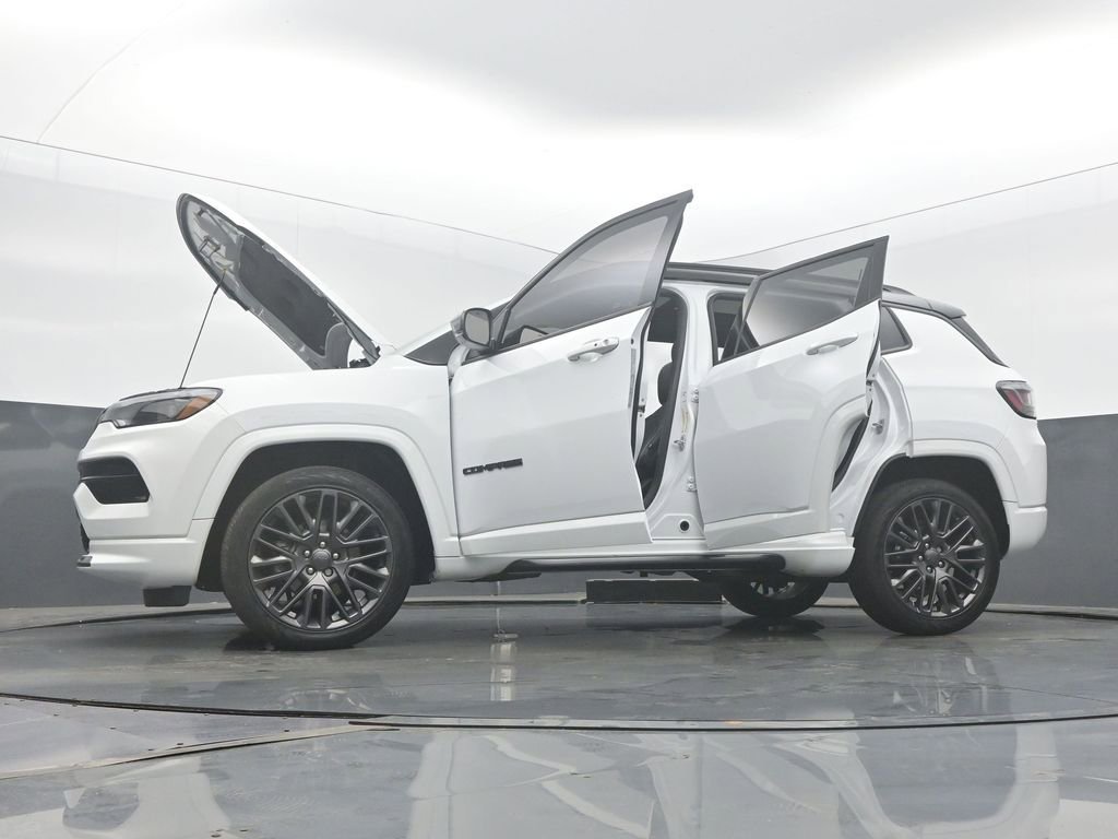 Used 2022 Jeep Compass High Altitude AWD/4WD image 57